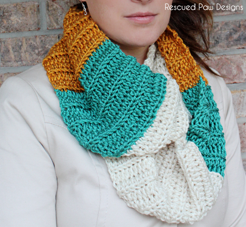 5 Easy Beginner Crochet Scarf Patterns | Crochet, Crochet scarf .
