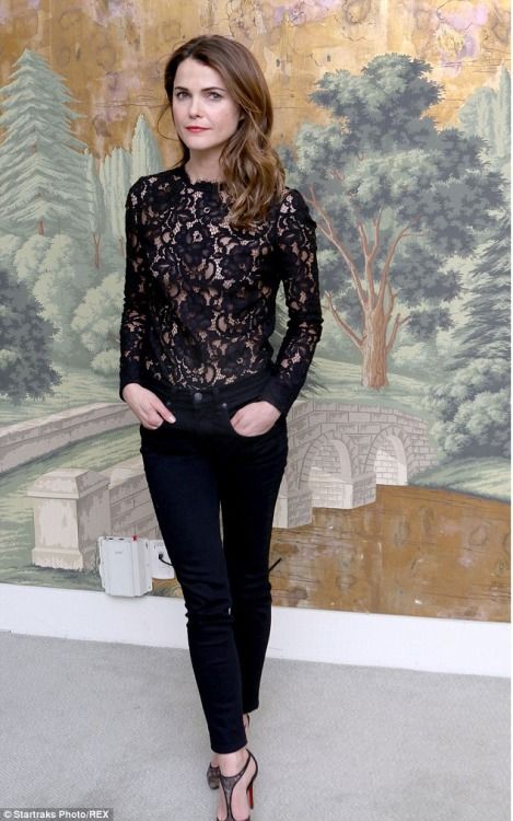 Keri Russell #style | Lace top outfits, Black lace top outfit .