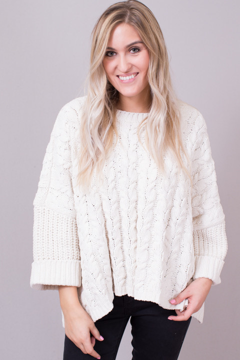 Oversized Cable Knit Sweater | Sweater | P