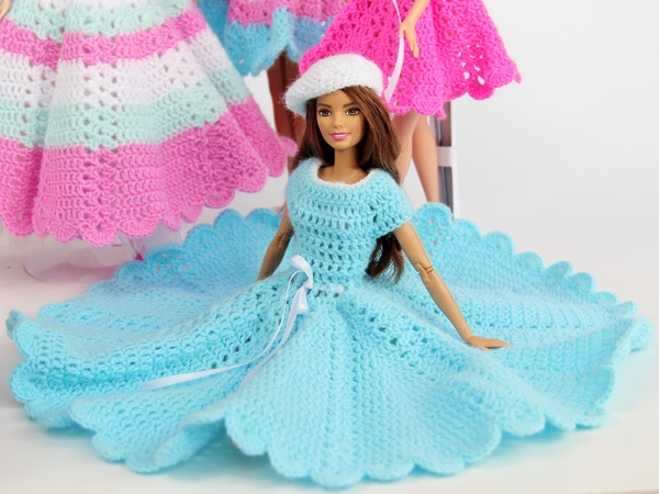 Crochet patterns: Doll clothes collection 'Swin