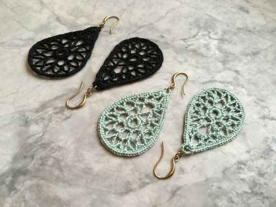 Small Crocheted Teardrop Earrings - Black or Mint | Crochet .