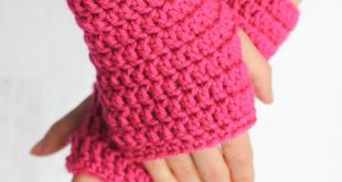 50-Minute Fingerless Crochet Gloves - Repeat Crafter