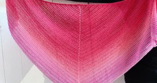 Easy crochet shawl pattern: Double Crochet All The Way Sha