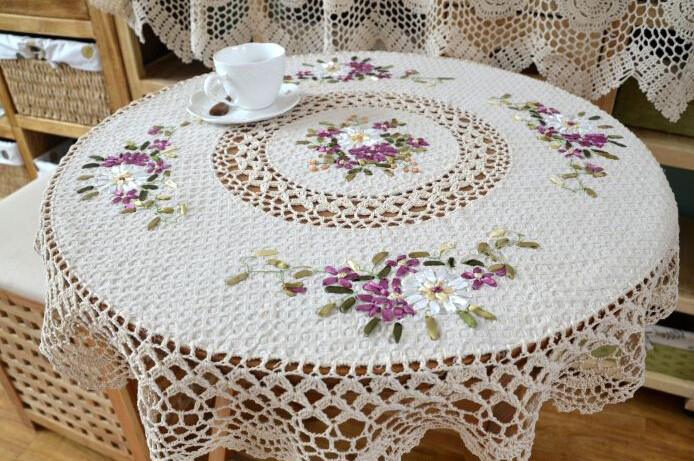 35 Crochet Lace Tablecloth Patterns - The Funky Stit