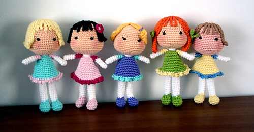Delightful Dollies: 15 Free Crochet Doll Patterns! - moog
