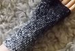 Simple crocheted fingerless glove with thumb gusset. | Crochet .
