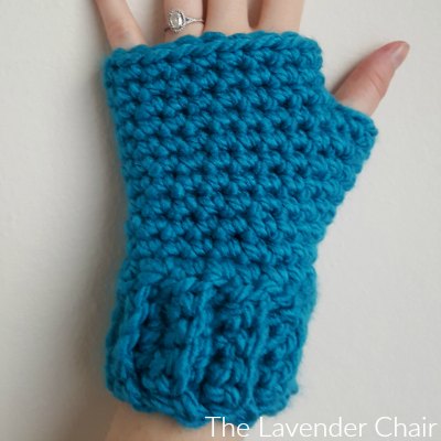 Simple and Chunky Fingerless Gloves Crochet Pattern - The Lavender .