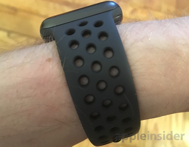 First look: Lightweight Nike Sport Band is now sold separately .