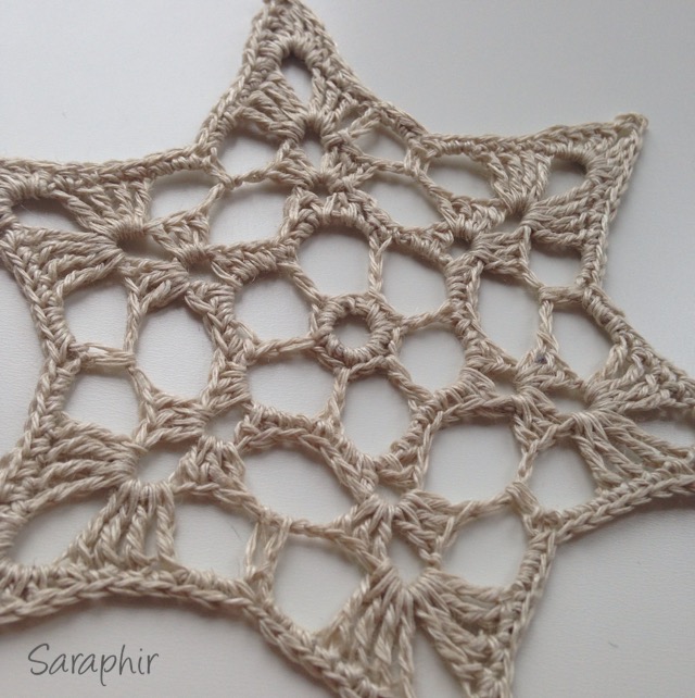 Crochet Lace Star - Free Christmas Pattern by Saraph