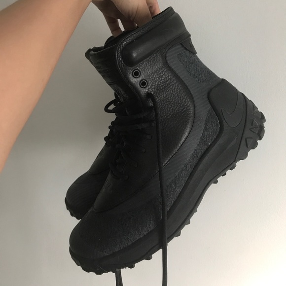 Nike Shoes | Waterproof Kynsie Boots | Poshma